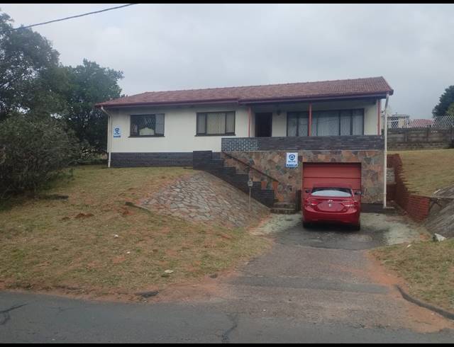 3 BEDROOM HOUSE FOR SALE IN BLUFF